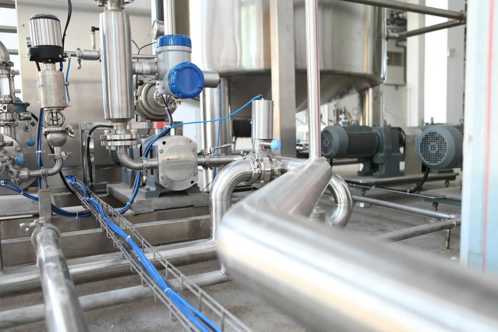 Rede de tubulações industriais em aço inox